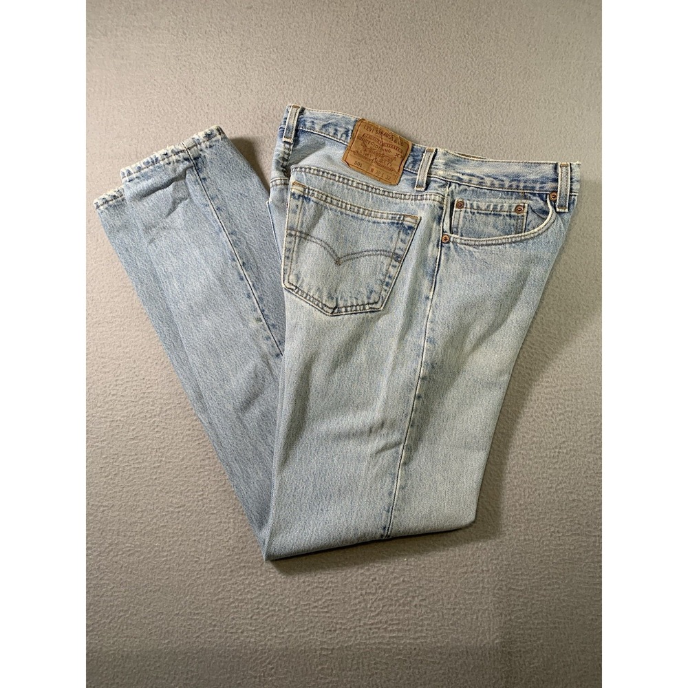 Vintage Levi's 501 Button Fly Straight Leg 32x32 Denim Jeans Made in USA 4/1995